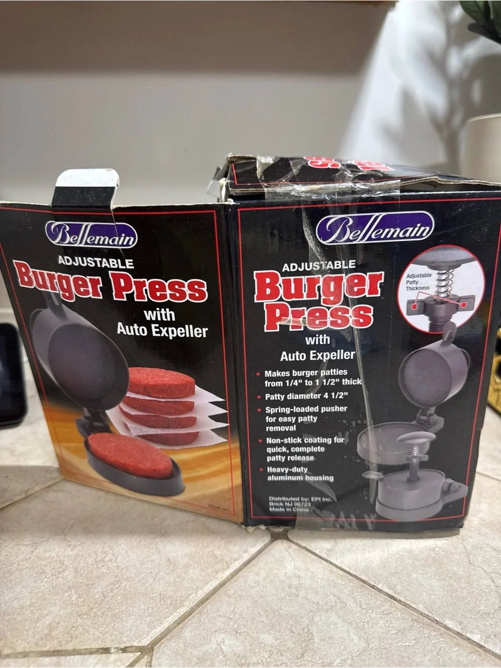 Bellemain Adjustable Burger Press with Auto Expeller - Heavy Duty Aluminum